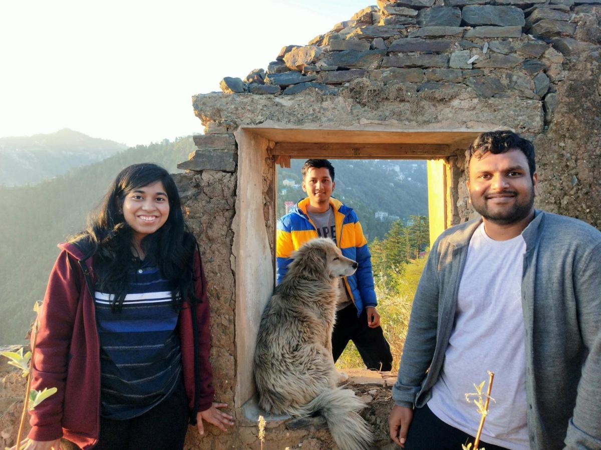 Neha Homestay Shimla Luaran gambar